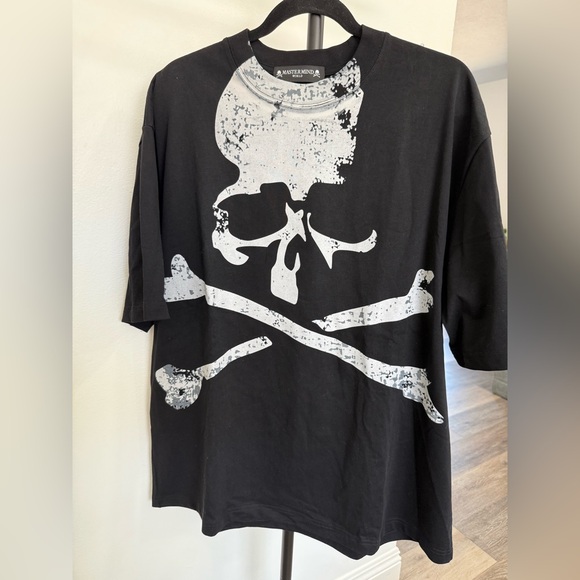 Mastermind Japan skull-crossbones motif T-shirt